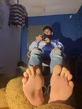 usersweet online show from 11-27-25, 04:58