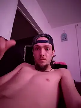 Snapshot of charmingHWC chatting on 12-25-24, 06:20 charmingHWC online show from 12-25-24, 06:20