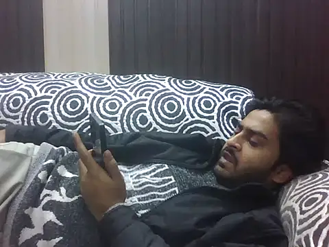 indihotguy online show from 01-08-26, 10:23