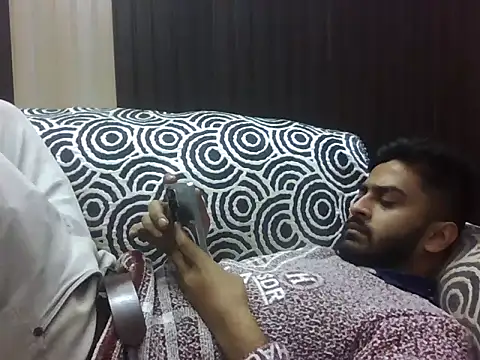 indihotguy online show from 02-09-26, 12:31