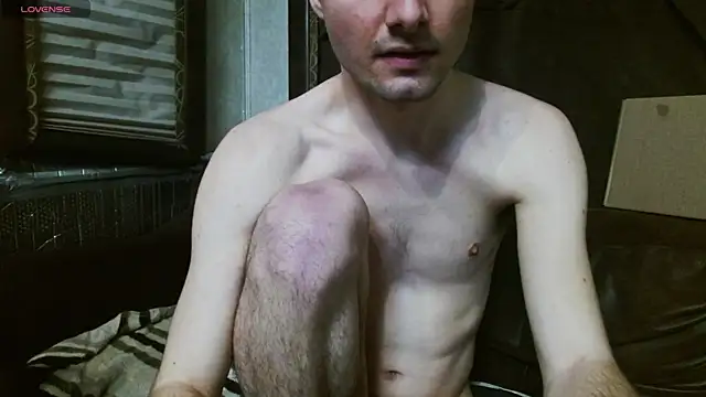 Snapshot of feelingverynaughty chatting on 01-18-26, 06:01 feelingverynaughty online show from 01-18-26, 06:01