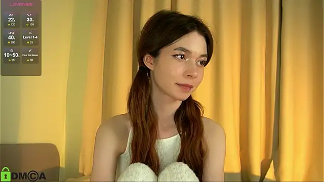 Snapshot of LittleOriana chatting on 02-12-25, 11:51 LittleOriana online show from 02-12-25, 11:51