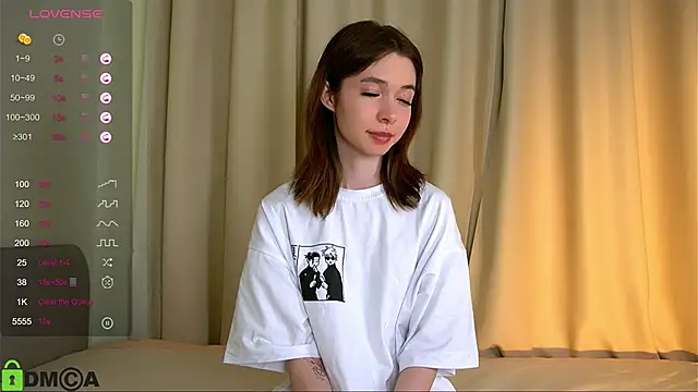 Snapshot of LittleOriana chatting on 02-26-25, 11:15 LittleOriana online show from 02-26-25, 11:15