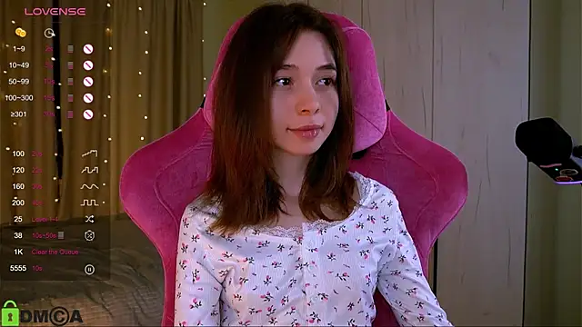 Snapshot of LittleOriana chatting on 03-15-25, 01:41 LittleOriana online show from 03-15-25, 01:41