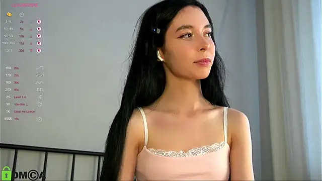 Snapshot of LittleOriana chatting on 10-02-25, 10:00 LittleOriana online show from 10-02-25, 10:00