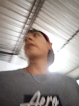 Snapshot of elmazitogrande chatting on 12-27-24, 11:31 elmazitogrande online show from 12-27-24, 11:31