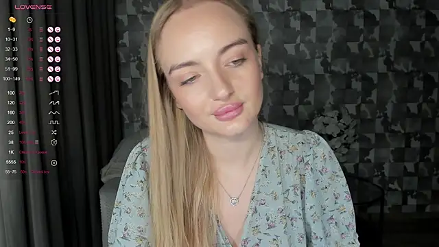 A delina online show from 11-24-25, 01:11