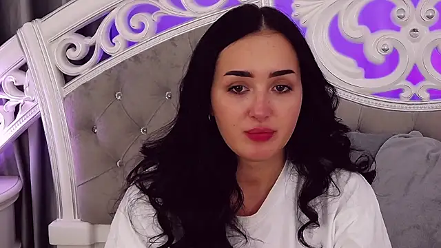 KimKhallifa online show from 01-14-25, 10:59