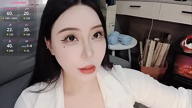 Caicai-a online show from 12-04-25, 08:34