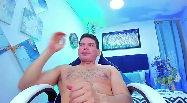 Snapshot of Andrewstelle_coleman chatting on 03-18-25, 06:37 Andrewstelle coleman online show from 03-18-25, 06:37