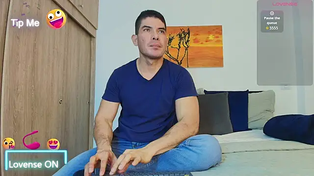 Snapshot of Andrewstelle_coleman chatting on 09-15-25, 03:28 Andrewstelle coleman online show from 09-15-25, 03:28