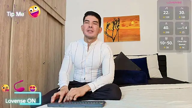 Snapshot of Andrewstelle_coleman chatting on 10-30-25, 05:35 Andrewstelle coleman online show from 10-30-25, 05:35