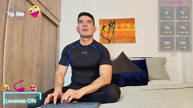 Snapshot of Andrewstelle_coleman chatting on 11-04-25, 05:34 Andrewstelle coleman online show from 11-04-25, 05:34