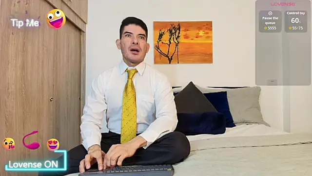 Snapshot of Andrewstelle_coleman chatting on 11-06-25, 04:52 Andrewstelle coleman online show from 11-06-25, 04:52