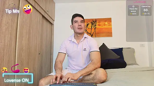 Snapshot of Andrewstelle_coleman chatting on 11-21-25, 07:34 Andrewstelle coleman online show from 11-21-25, 07:34