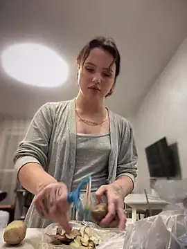 sunnysunday online show from 12-27-24, 01:28