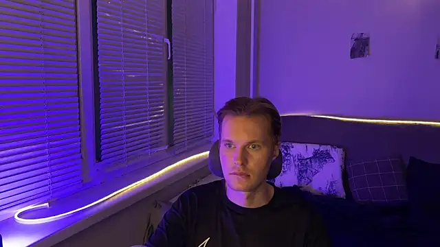 Leonnextdoor online show from 01-17-26, 07:28