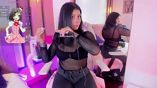 Nathalia Stone online show from 09-17-25, 05:25