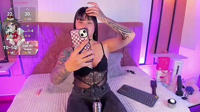 Nathalia Stone online show from 11-20-25, 02:34