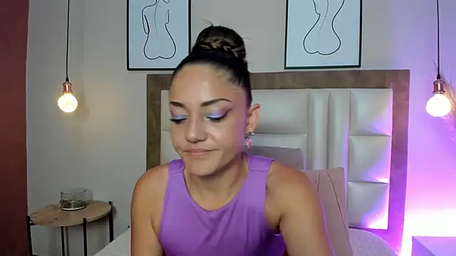 EloiseQuinn online show from 12-20-25, 01:18