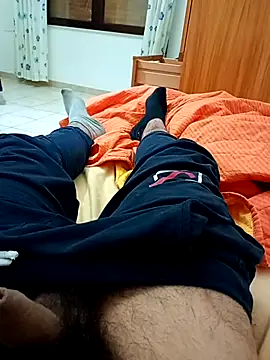 Snapshot of mauri200 chatting on 04-06-26, 05:08 mauri200 online show from 04-06-26, 05:08