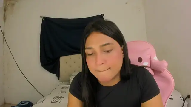 Miss noah18 online show from 11-11-25, 10:21