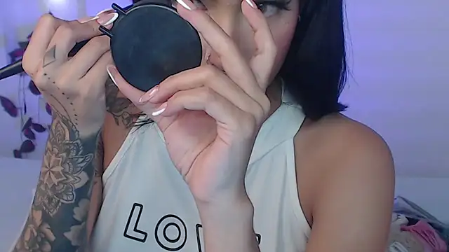 Snapshot of VenusEvans1 chatting on 02-17-25, 09:41 VenusEvans1 online show from 02-17-25, 09:41