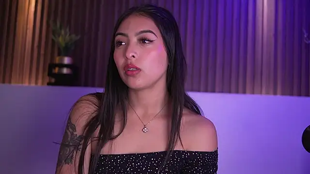 Snapshot of Camila_dupont chatting on 11-12-25, 04:13 Camila dupont online show from 11-12-25, 04:13