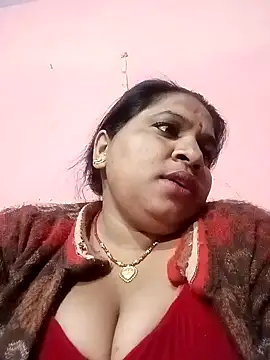 Snapshot of Aadhya_Bahri chatting on 01-12-25, 11:47 Aadhya Bahri online show from 01-12-25, 11:47