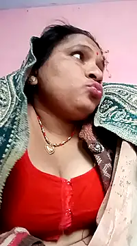 Snapshot of Aadhya_Bahri chatting on 01-14-25, 05:40 Aadhya Bahri online show from 01-14-25, 05:40