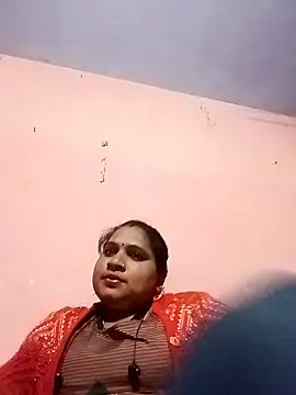 Snapshot of Aadhya_Bahri chatting on 01-17-25, 12:42 Aadhya Bahri online show from 01-17-25, 12:42