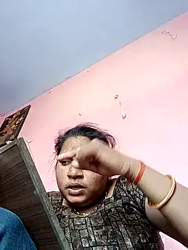 Snapshot of Aadhya_Bahri chatting on 01-19-25, 06:42 Aadhya Bahri online show from 01-19-25, 06:42