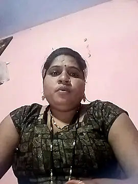 Snapshot of Aadhya_Bahri chatting on 01-19-25, 01:12 Aadhya Bahri online show from 01-19-25, 01:12