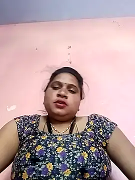 Snapshot of Aadhya_Bahri chatting on 01-20-25, 10:07 Aadhya Bahri online show from 01-20-25, 10:07