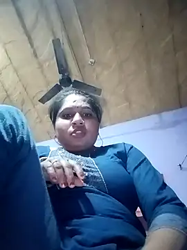 Snapshot of Aadhya_Bahri chatting on 01-22-25, 09:02 Aadhya Bahri online show from 01-22-25, 09:02