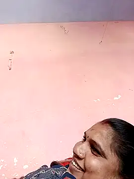 Snapshot of Aadhya_Bahri chatting on 01-29-25, 06:43 Aadhya Bahri online show from 01-29-25, 06:43