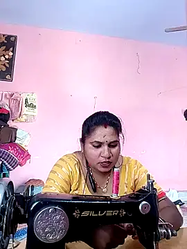 Snapshot of Aadhya_Bahri chatting on 01-31-25, 06:46 Aadhya Bahri online show from 01-31-25, 06:46