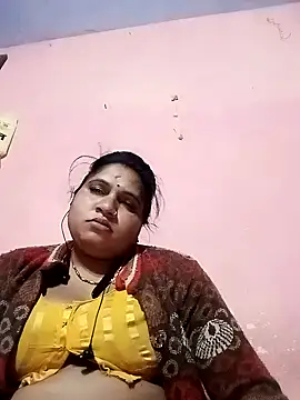 Snapshot of Aadhya_Bahri chatting on 01-31-25, 07:29 Aadhya Bahri online show from 01-31-25, 07:29