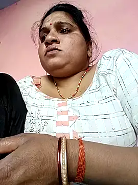 Snapshot of Aadhya_Bahri chatting on 02-02-25, 09:51 Aadhya Bahri online show from 02-02-25, 09:51