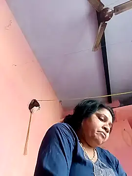 Snapshot of Aadhya_Bahri chatting on 02-03-25, 11:09 Aadhya Bahri online show from 02-03-25, 11:09