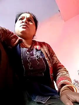 Snapshot of Aadhya_Bahri chatting on 02-04-25, 02:49 Aadhya Bahri online show from 02-04-25, 02:49