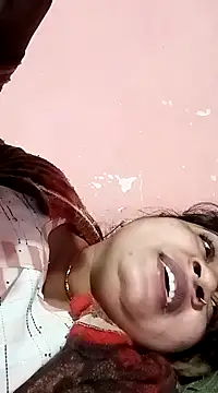 Snapshot of Aadhya_Bahri chatting on 02-05-25, 12:53 Aadhya Bahri online show from 02-05-25, 12:53