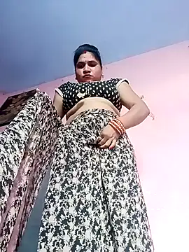 Snapshot of Aadhya_Bahri chatting on 02-05-25, 11:23 Aadhya Bahri online show from 02-05-25, 11:23