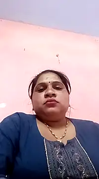 Snapshot of Aadhya_Bahri chatting on 02-15-25, 10:00 Aadhya Bahri online show from 02-15-25, 10:00