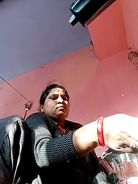 Snapshot of Aadhya_Bahri chatting on 02-20-25, 02:51 Aadhya Bahri online show from 02-20-25, 02:51
