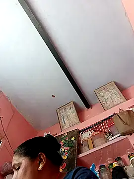 Snapshot of Aadhya_Bahri chatting on 02-23-25, 05:01 Aadhya Bahri online show from 02-23-25, 05:01