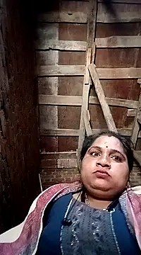 Snapshot of Aadhya_Bahri chatting on 02-23-25, 08:06 Aadhya Bahri online show from 02-23-25, 08:06