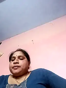 Snapshot of Aadhya_Bahri chatting on 02-23-25, 12:27 Aadhya Bahri online show from 02-23-25, 12:27
