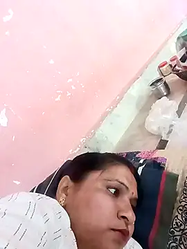 Snapshot of Aadhya_Bahri chatting on 02-24-25, 05:00 Aadhya Bahri online show from 02-24-25, 05:00