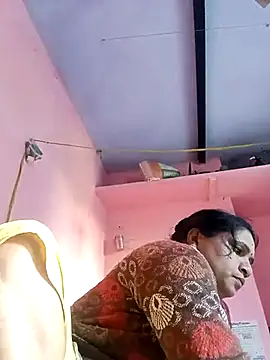 Snapshot of Aadhya_Bahri chatting on 02-25-25, 04:35 Aadhya Bahri online show from 02-25-25, 04:35